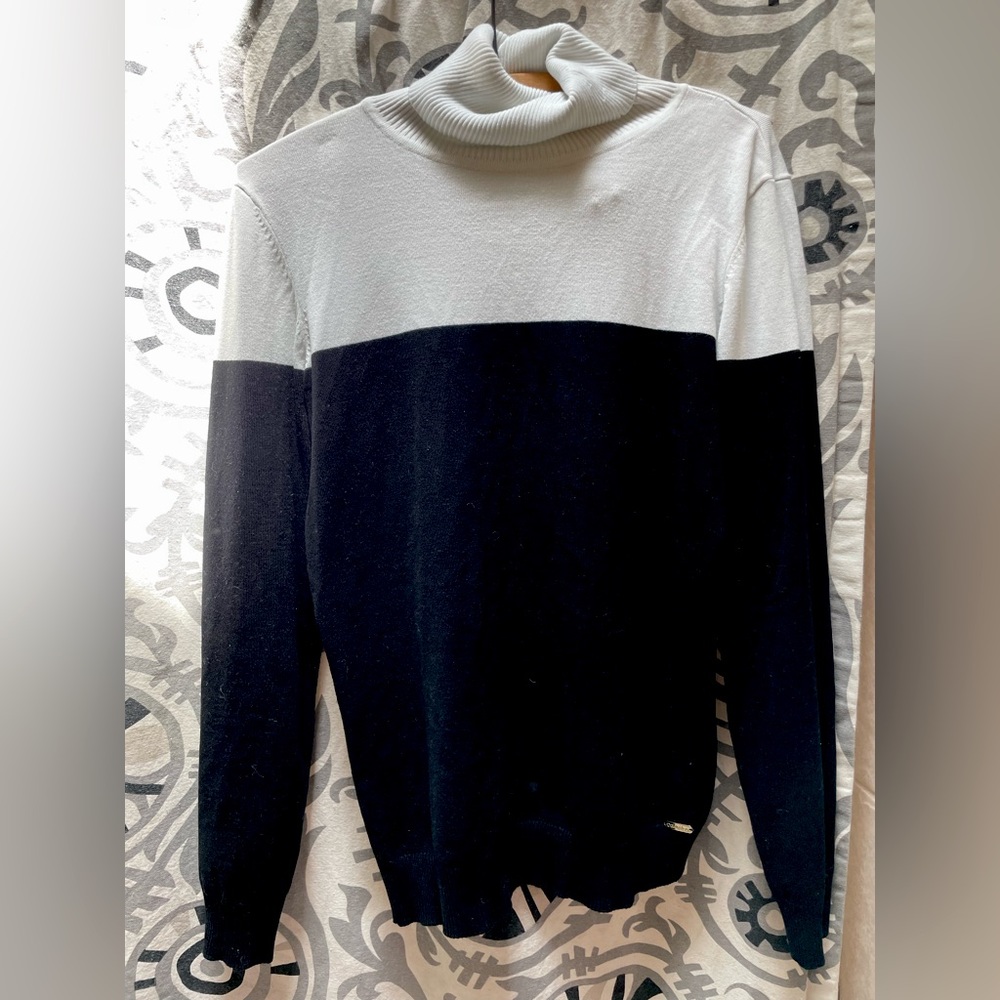 Calvin Klein Turtle Neck Sweater